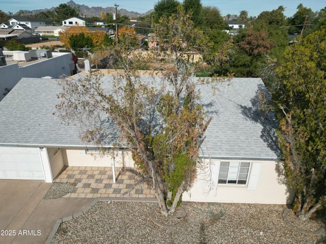 3834 E INDIAN SCHOOL Road, Phoenix, AZ 85018