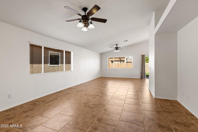 16023 S 40th Way, Phoenix, AZ 85048