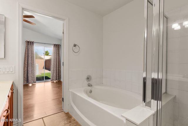 16023 S 40th Way, Phoenix, AZ 85048