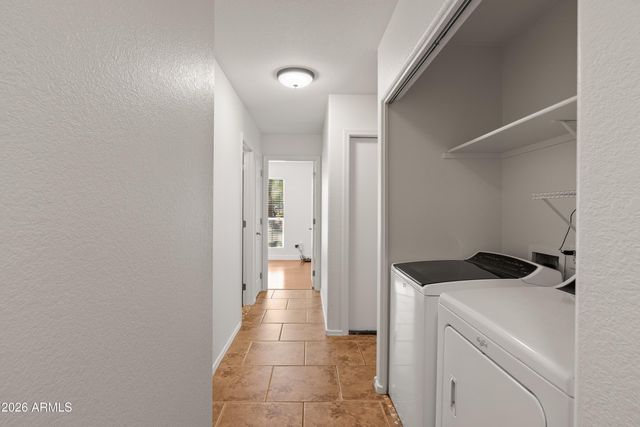 16023 S 40th Way, Phoenix, AZ 85048