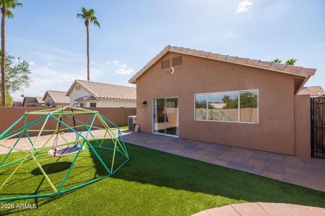 16023 S 40th Way, Phoenix, AZ 85048