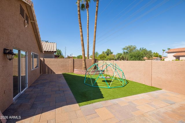 16023 S 40th Way, Phoenix, AZ 85048