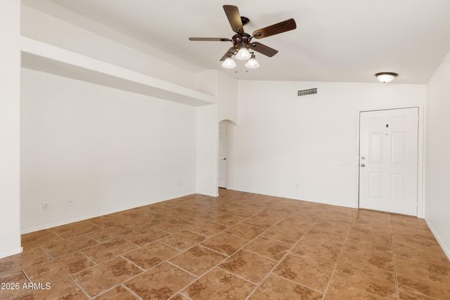 16023 S 40th Way, Phoenix, AZ 85048