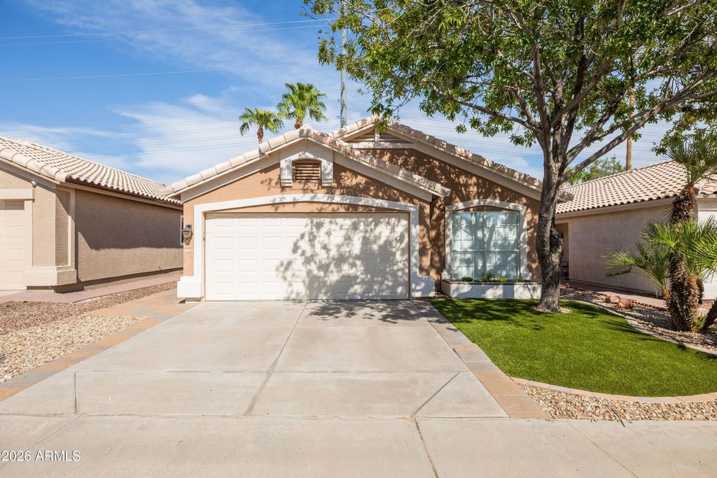 16023 S 40th Way, Phoenix, AZ 85048