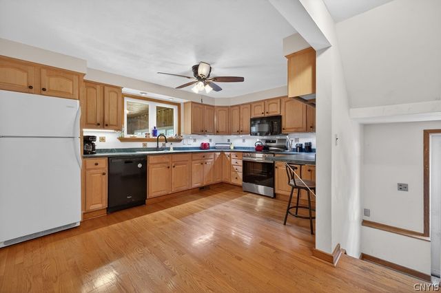 302 Bacon Street, Geddes, NY 13209