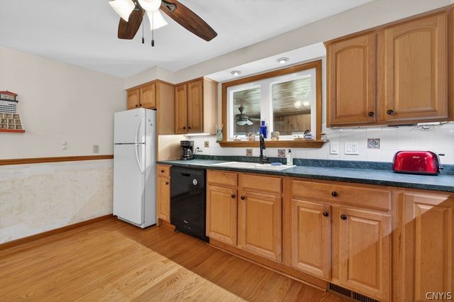 302 Bacon Street, Geddes, NY 13209