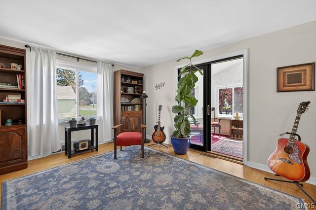 302 Bacon Street, Geddes, NY 13209