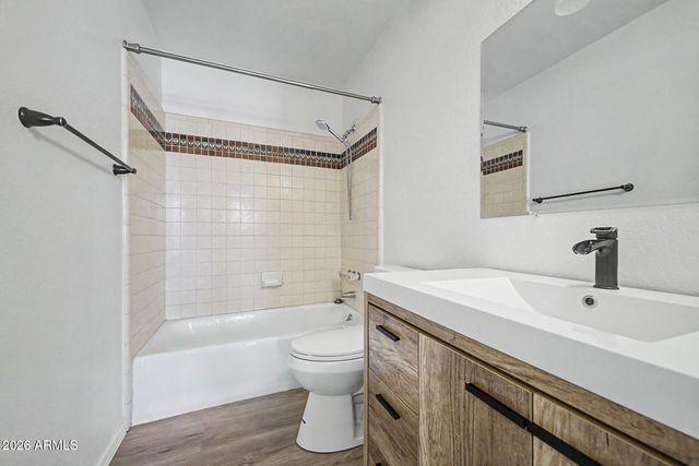 2651 W MCNAIR Street, Chandler, AZ 85224