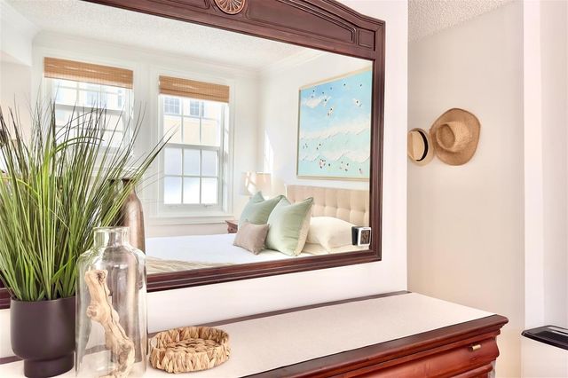 235 Sunrise Avenue 2217, Palm Beach, FL 33480