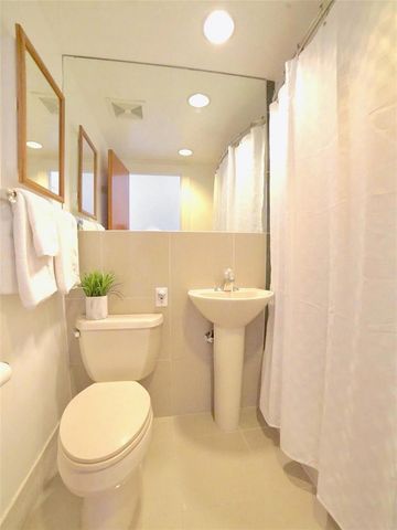 235 Sunrise Avenue 2217, Palm Beach, FL 33480
