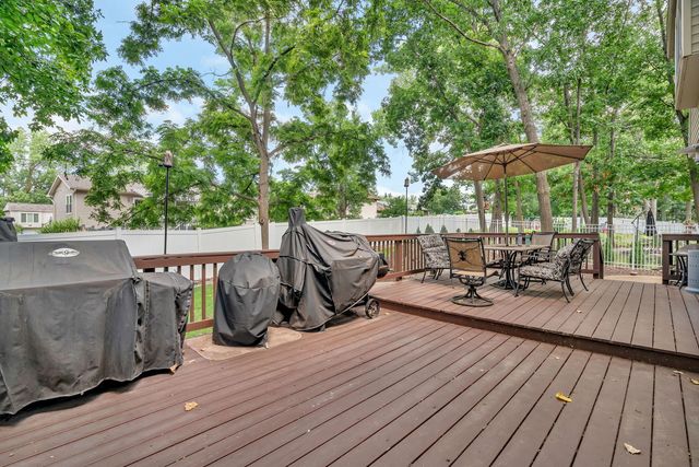 745 Feather Sound Drive, Bolingbrook, IL 60440
