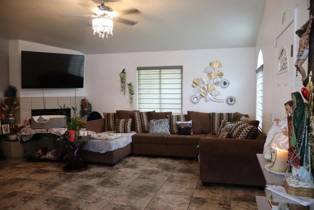 15467 Avenue Atezada, Desert Hot Springs, CA 92240