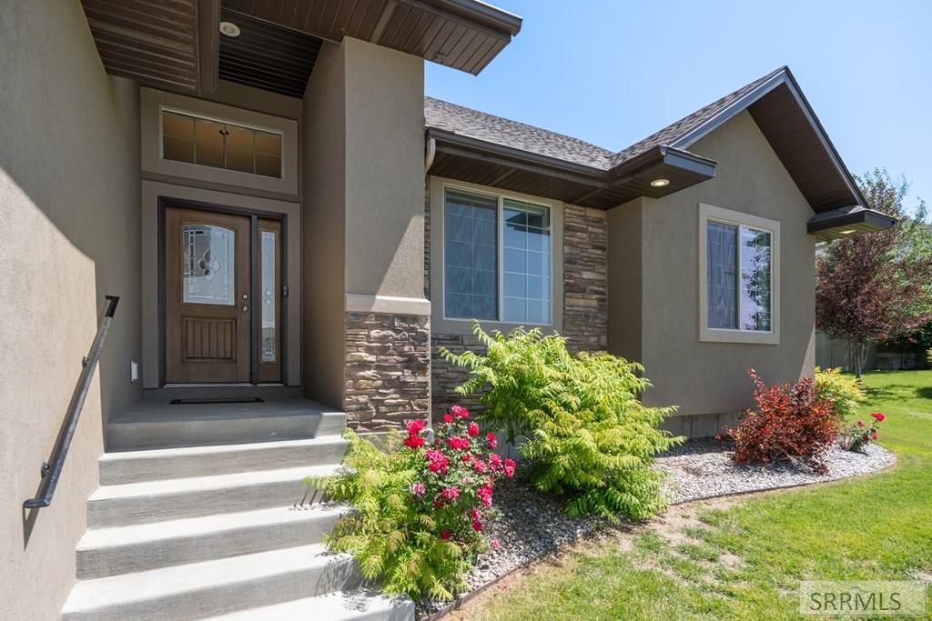 Image 2 of property listing at 3509 S Boulder Creek Lane, Idaho Falls, ID 83406