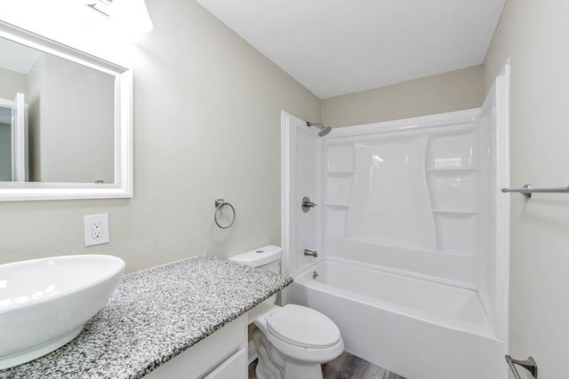 206 Leger St, Montegut, LA 70377