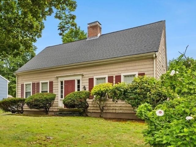 55 Emory St, Brockton, MA 02301