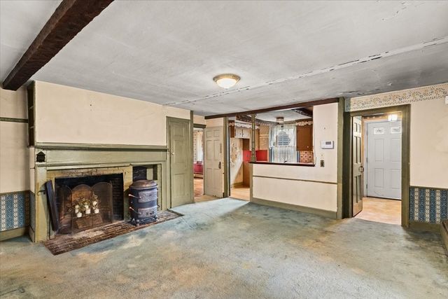 55 Emory St, Brockton, MA 02301