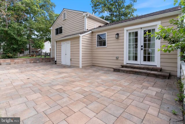 2119 GIBBONS CT, Waldorf, MD 20602