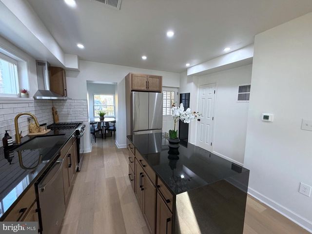 1416 KEARNY ST NE, Washington, DC 20017