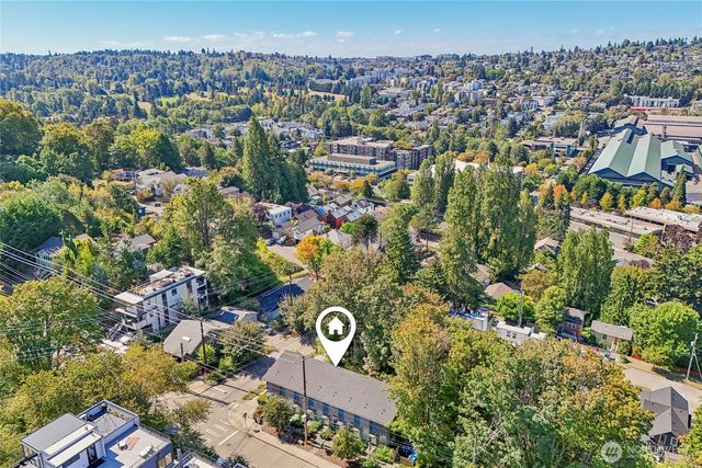 3857 21st Avenue SW, Seattle, WA 98106