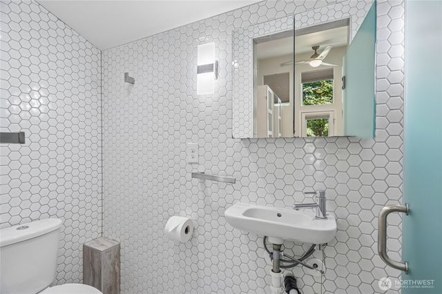 3857 21st Avenue SW, Seattle, WA 98106
