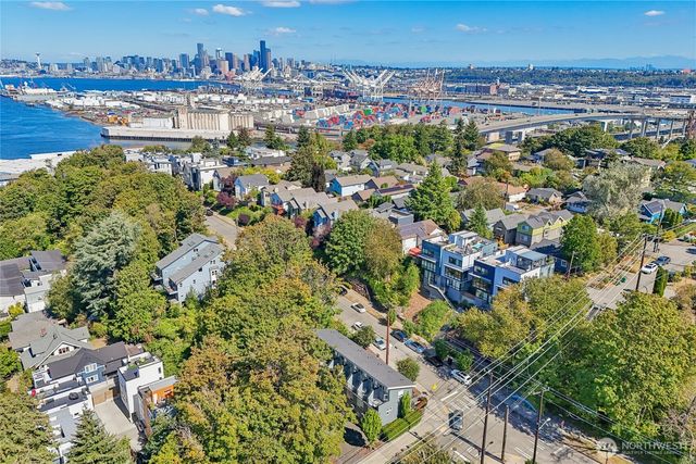 3857 21st Avenue SW, Seattle, WA 98106