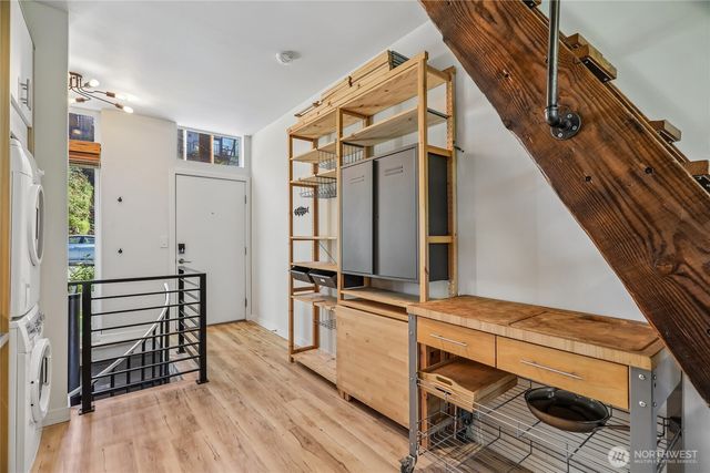 3857 21st Avenue SW, Seattle, WA 98106