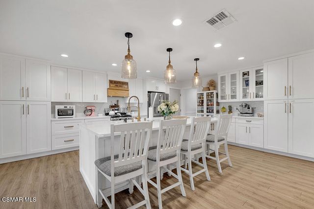 718 Tranquil Lane, Simi Valley, CA 93065