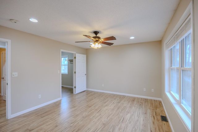 1336 Rodeo Drive NW, Bemidji, MN 56601