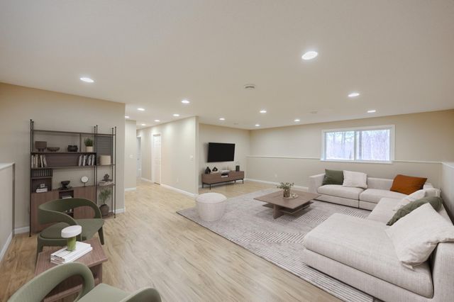 1336 Rodeo Drive NW, Bemidji, MN 56601