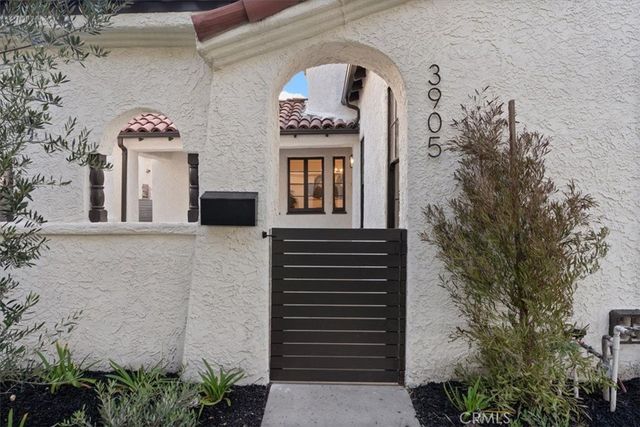 3905 Roxton Avenue, Los Angeles, CA 90008