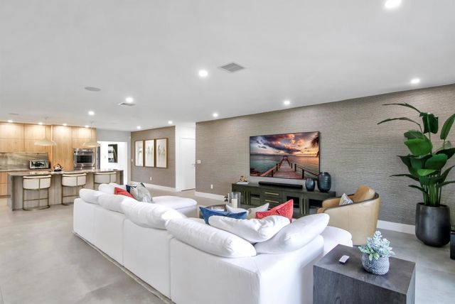 13244 Polo Club Road C105, Wellington, FL 33414