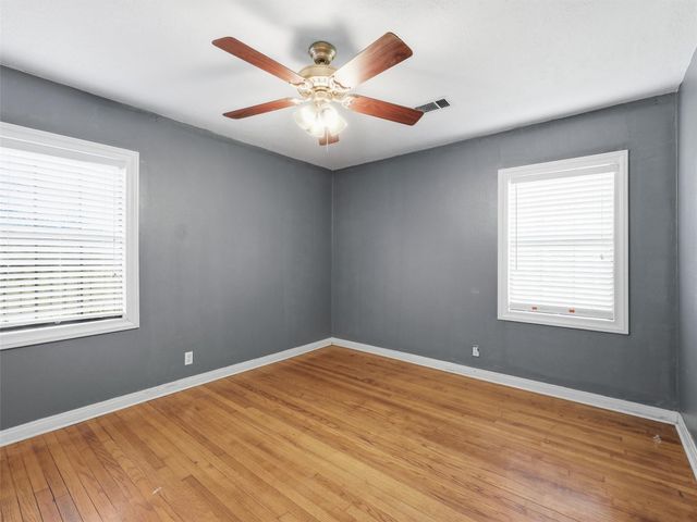 2110 7th Street, Port Neches, TX 77651