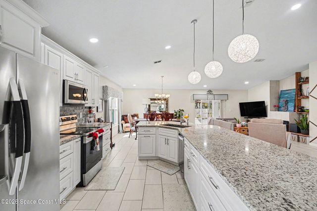 215 Mcclain Drive, West Melbourne, FL 32904