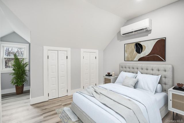 5 Sherwood Place, Hyde Park, NY 12538