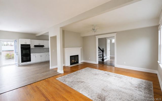 406 S Lexington Avenue, White Plains, NY 10606
