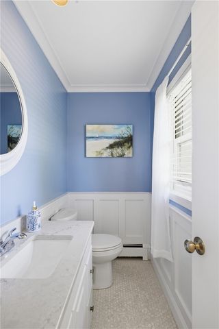 61 Clinton Street C, Newport, RI 02840