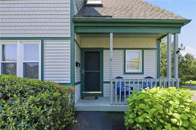 61 Clinton Street C, Newport, RI 02840
