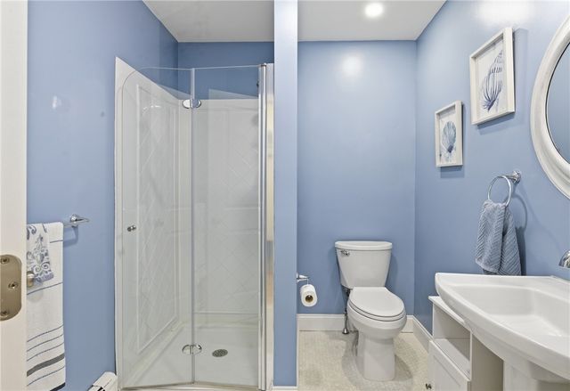 61 Clinton Street C, Newport, RI 02840