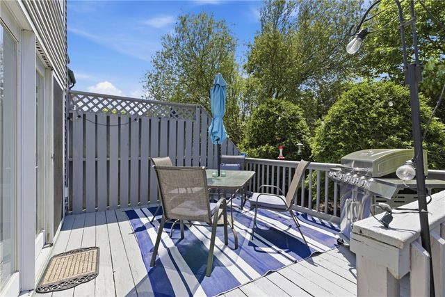 61 Clinton Street C, Newport, RI 02840