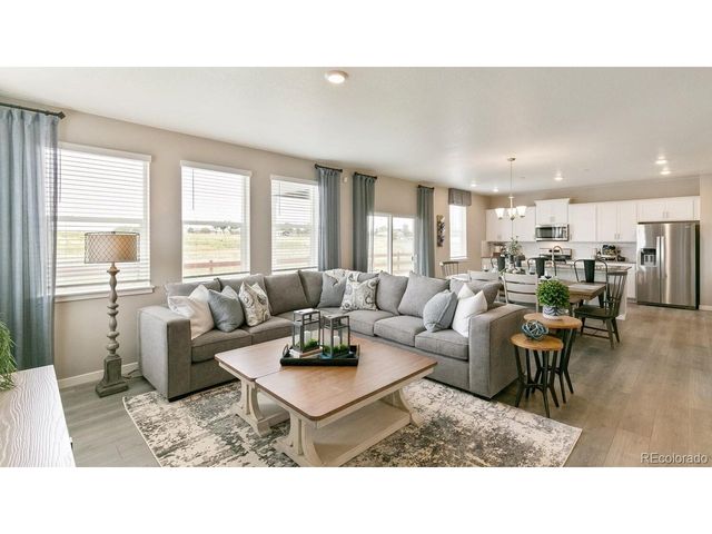 9888 Danube Ct, Commerce City, CO 80022