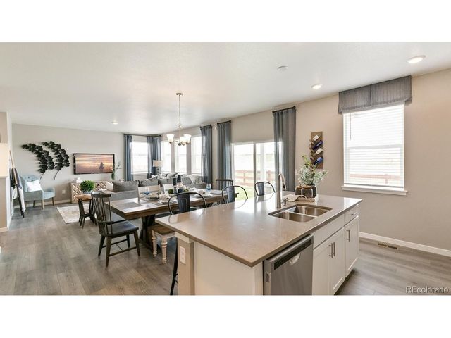 9888 Danube Ct, Commerce City, CO 80022