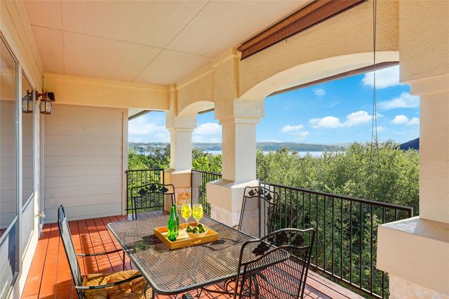 700 Augusta CIR N, Point Venture, TX 78645