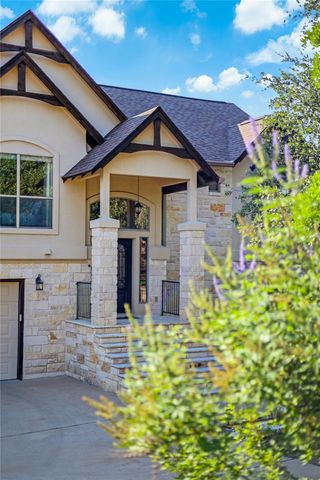 700 Augusta CIR N, Point Venture, TX 78645