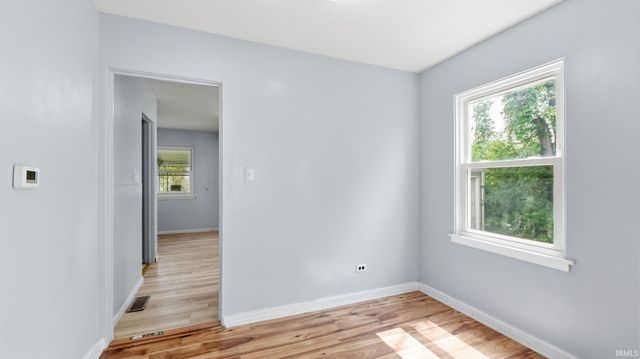 5305 Hanna Street, Fort Wayne, IN 46806