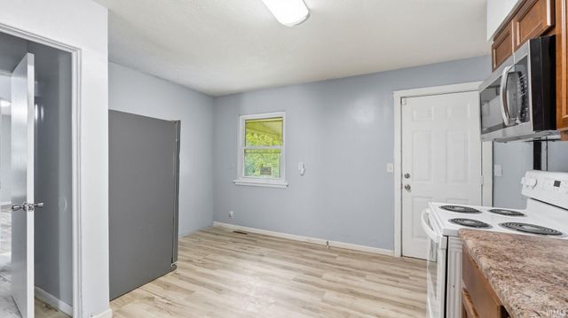 5305 Hanna Street, Fort Wayne, IN 46806