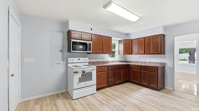 5305 Hanna Street, Fort Wayne, IN 46806