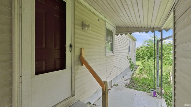 5305 Hanna Street, Fort Wayne, IN 46806