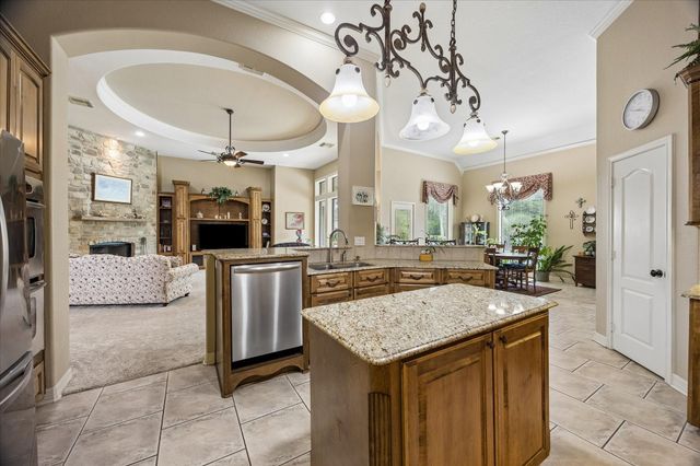 3391 Clearwood Circle, Alvin, TX 77511