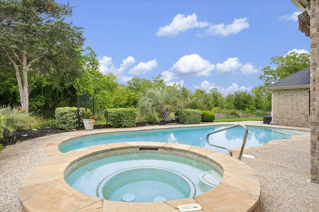 3391 Clearwood Circle, Alvin, TX 77511