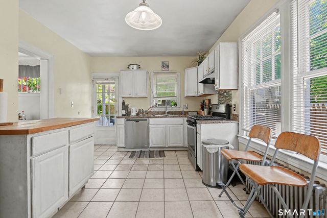 94 Second Street, Hamden, CT 06514